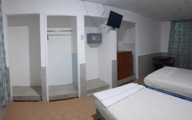Hostal Palmeras Playa Milina