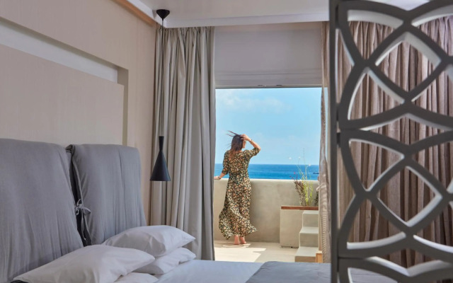 Kosmoplaz Beach Hotel