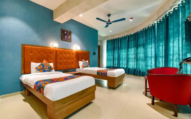 Siddharth Corporate By FabHotel