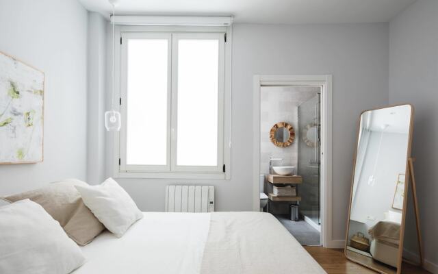Urbieta Suite Apartment