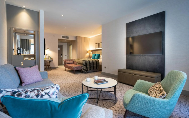 Lodore Falls Hotel & Spa