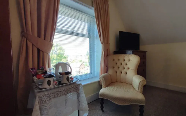 Anton Guest House B&B