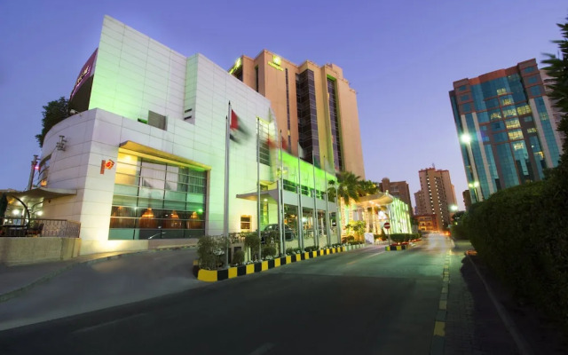 Holiday Inn Suites Kuwait by IHG