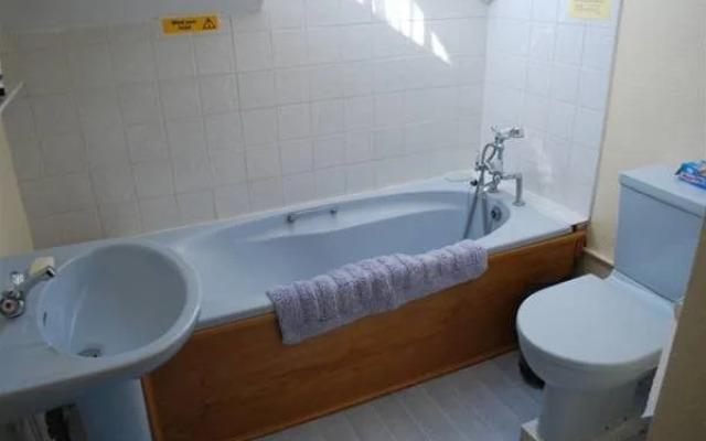 Mayville Guest House