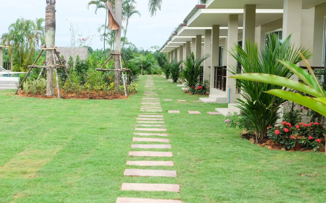 The Oasis Khaolak Resort