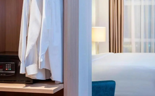 The Mayflower, Jakarta - Marriott Executive Apt