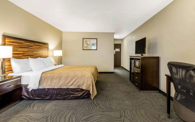 Quality Inn Fallbrook I-15