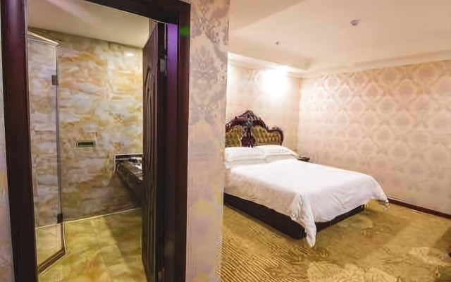 Noble Earl Hotel