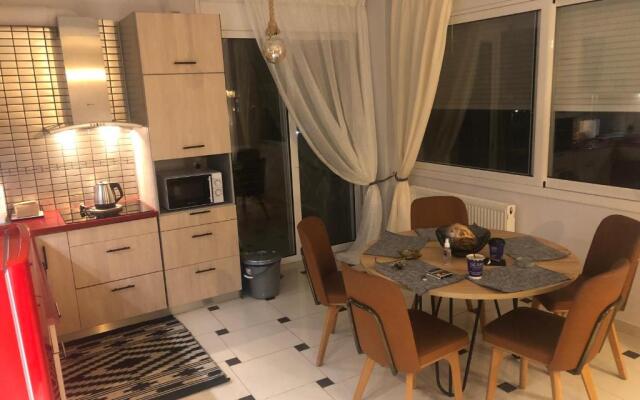 Kritis Apartment