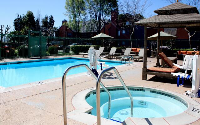 SenS Suites Livermore, SureStay Collection by Best Western