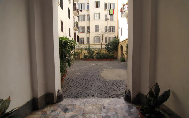 Hollywood Roma