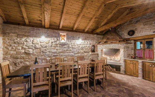 Villa in Sukosan With Sauna and Pool