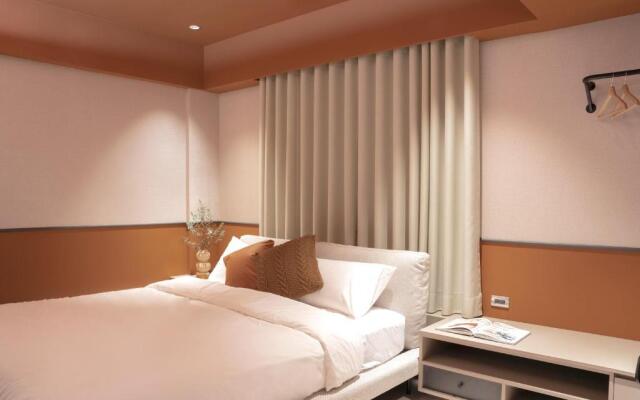Olala Lin Suites