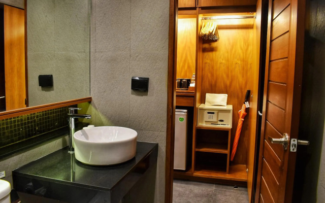 J4 Hotel Samui