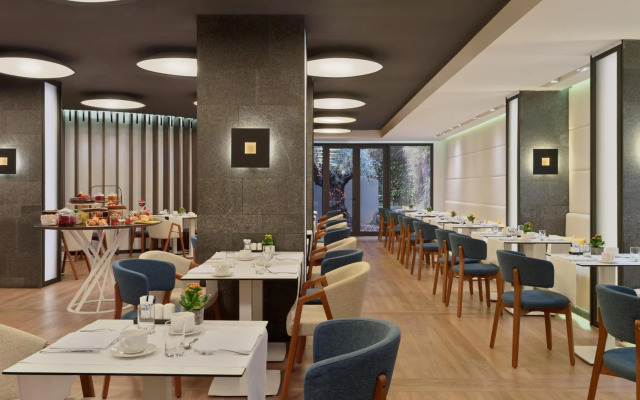 H10 Urquinaona Plaza