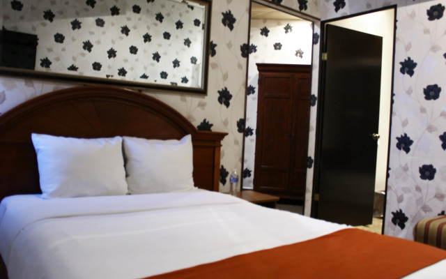El Regio Hotel