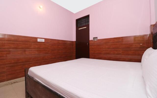 Oyo Flagship 701061 Hotel Arya