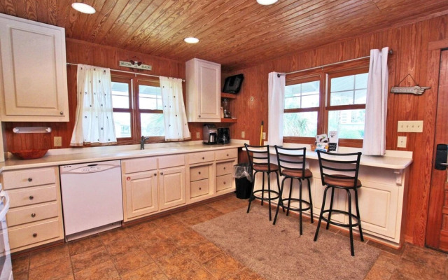 Sea Walley by Youngs Suncoast