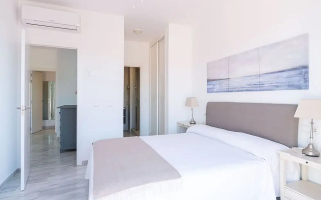 Artola in Marbella With 4 Bedrooms and 3 Bathrooms