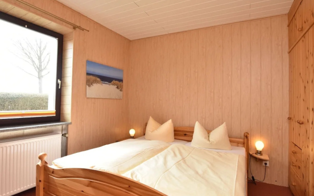 Spacious Apartment in Kühlungsborn With Fireplace