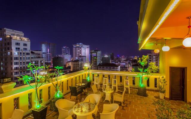 The Mou Hotel