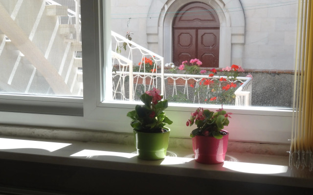 Heart of the City Apartments