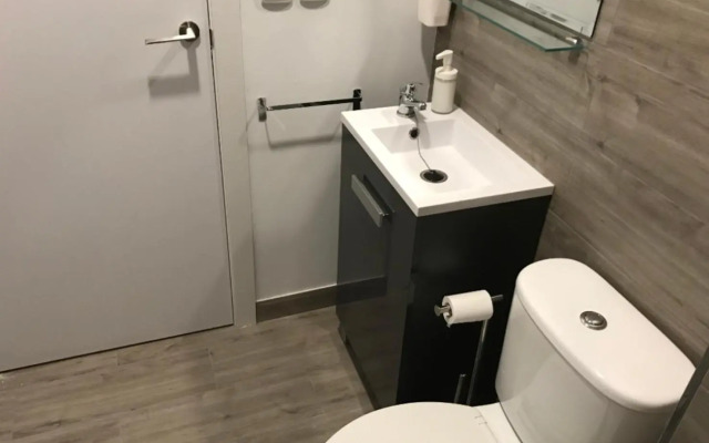 Pequeño Alojamiento con Mini Piscina - NO climatizada