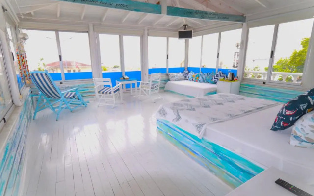 Deniz Kizi Otel Kucukkuyu