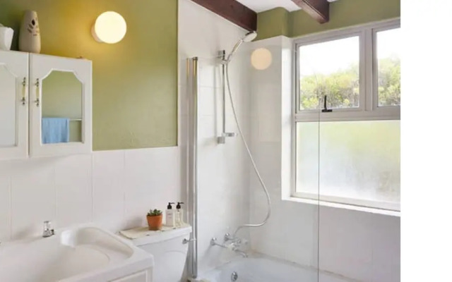 Bermuda Capri Cape Town