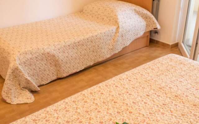 Fabulous Holiday Home in Pakostane With Swimming Pool