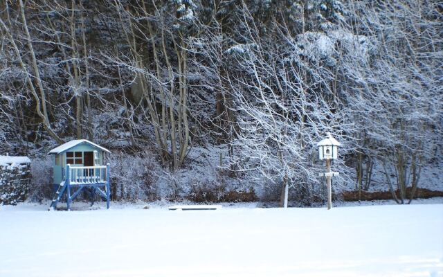 Pine Lodge