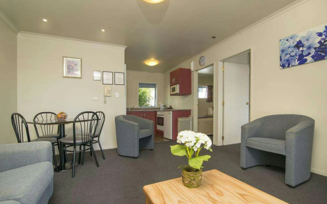 Aldan Lodge Motel – Lobby – Picton