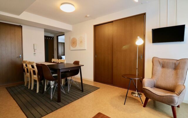 Sepia yamanote room403