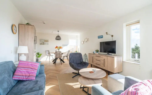2 Person Island View Apartment