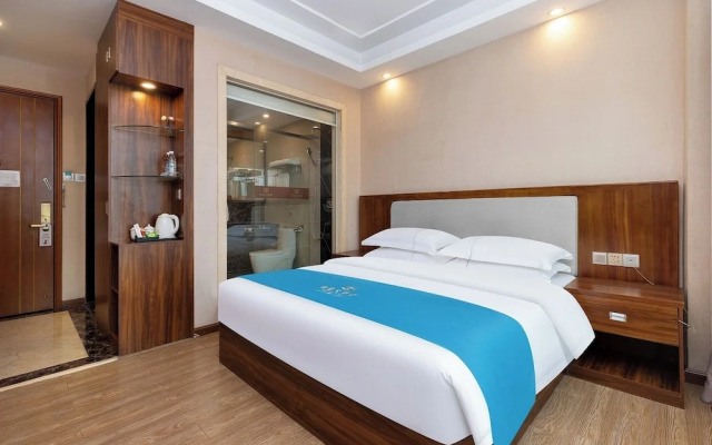 Guangzhou Helong Hotel