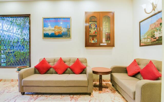 Cosy Grand @Chanakyapuri by The Cosy Hotels.