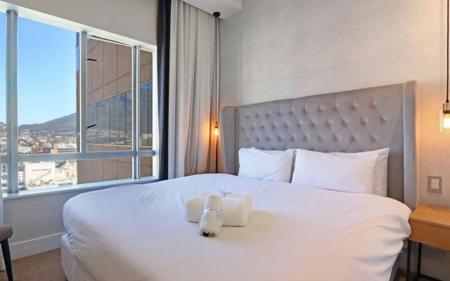 Triangle Luxury Suites by Totalstay