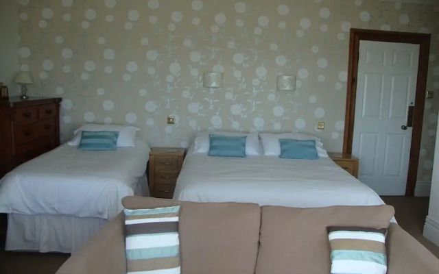 Glanllifon Bed and Breakfast