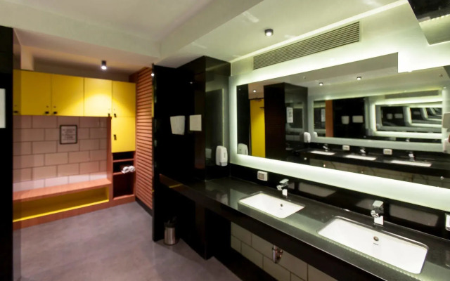 Click Hotel Andheri MIDC