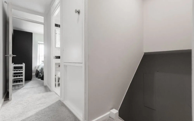 The Nine Elms Residence