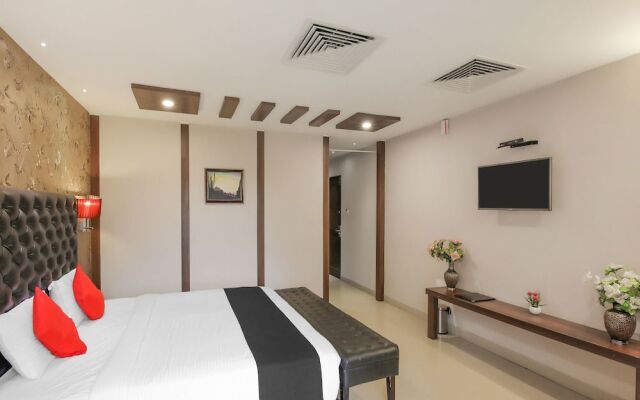 Capital O 18430 The Dawn Hotel