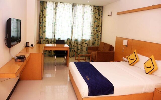 Stay Vista Rooms at Mangal City Mall