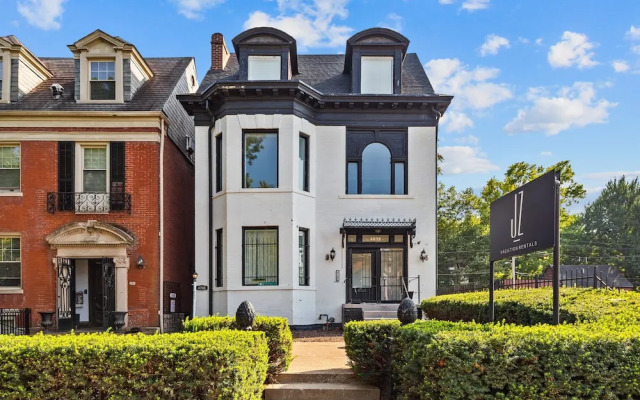 West End Whimsy | JZ Vacation Rentals