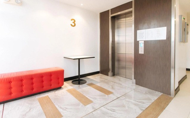 RedDoorz Plus Near Bamboo Organ Las Piñas