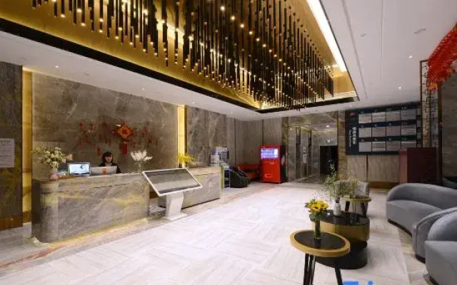 Tongqi Hotel