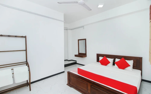 OYO 119 Lagoon Waves