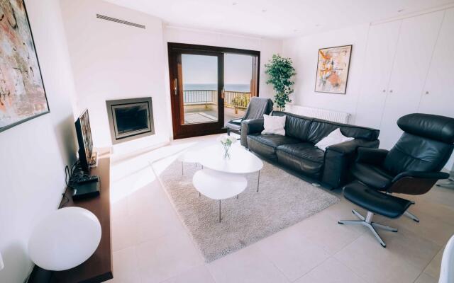 Amazing penthouse at la fosca beach