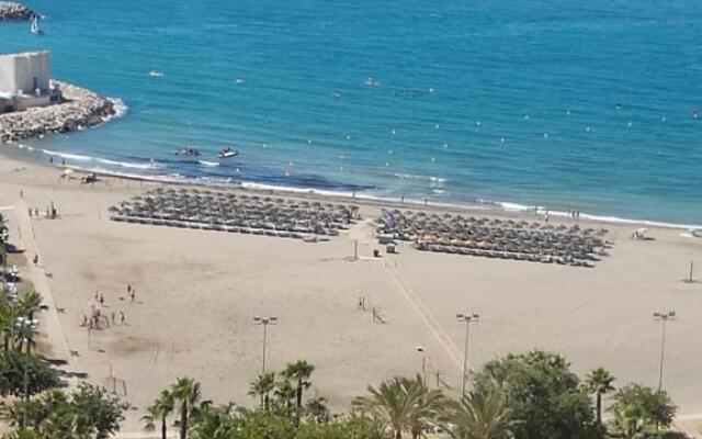 Magnifique vue à 100m de la plage