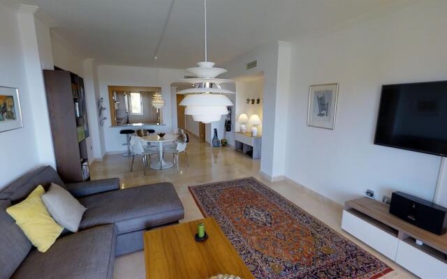 Wonderful Apartment with Great Views