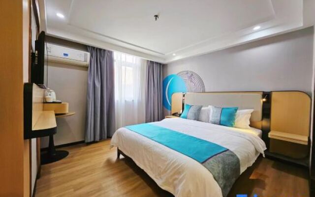 Yunhong Hotel (Guangzhou Railway Station Xicun Subway Station)